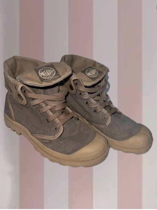 Palladium Shoes - Palladium Khaki + Beige Foldover Boots